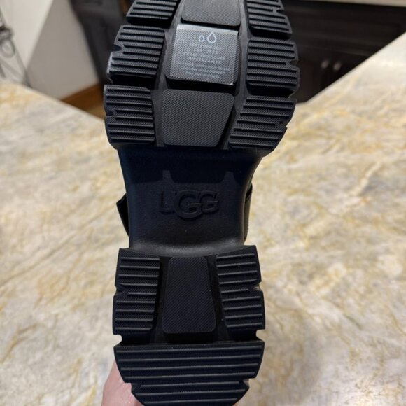 Ugg Women's Ashton Short Waterproof Bootie NWT Size 7 - Picture 9 of 11